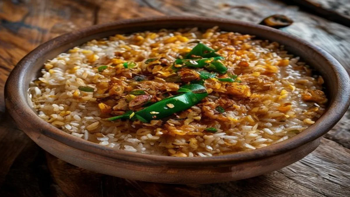 ভুনা খিচুড়ি (Bhuna Khichuri) — রান্না করা পদের ছবি